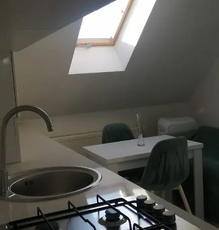Iosefin Sunset Studio Thirteen Apartment